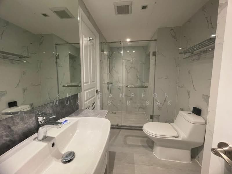 Sithakarn Condominium, Bangkok, 19 22 Chit Lom Alley, Lumphini, Pathum Wan, Bangkok, 3 Bedrooms, 240 sqm, Condo For Rent, by Khlueanphon Nukulsirisak, 500198662 - DDproperty.com