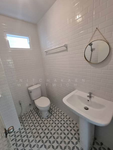 4-BR House, Bangkok, Khlong Chak Phra, Taling Chan, Bangkok, 4 Bedrooms, 150 sqm, Single Detached House For Sale, by Nitchakarn  Wanitwichakornkit , 500198667 - DDproperty.com