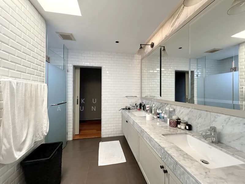 Private Pool House for Sale on Rama 9 near HomePro-Rama9 (081-434-9959), Bangkok, พระรามเก้า, Hua Mak, Bang Kapi, Bangkok, 2 Bedrooms, 350 sqm, Single Detached House For Sale, by Kunanon Warunsirithorn, 500198686 - DDproperty.com