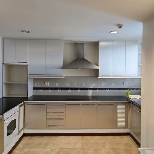 Tai Ping Towers, Bangkok, 582 Soi Sukhumvit 63, Khlong Tan Nua, Watthana, Bangkok, 2 Bedrooms, 130 sqm, Condo For Rent, by Chanisara Kruakaew, 500198695 - DDproperty.com