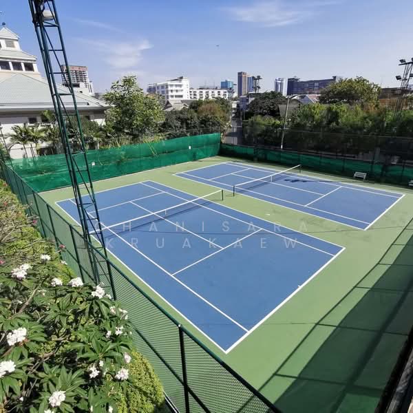 Tai Ping Towers, Bangkok, 582 Soi Sukhumvit 63, Khlong Tan Nua, Watthana, Bangkok, 2 Bedrooms, 130 sqm, Condo For Rent, by Chanisara Kruakaew, 500198695 - DDproperty.com