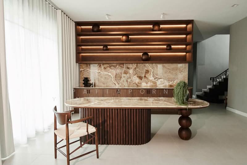 Grand Bangkok Boulevard Krungthepkritha : แกรนด์ บางกอก บูเลอวาร์ด กรุงเทพกรีฑา, กรุงเทพ, ถนน ศรีนครินทร์-ร่มเกล้า, คลองสามประเวศ, ลาดกระบัง, กรุงเทพ, 447 ตร.ม., บ้านเดี่ยว ให้เช่า, โดย Pattaporn Yongsungnone, 500198721 - DDproperty.com