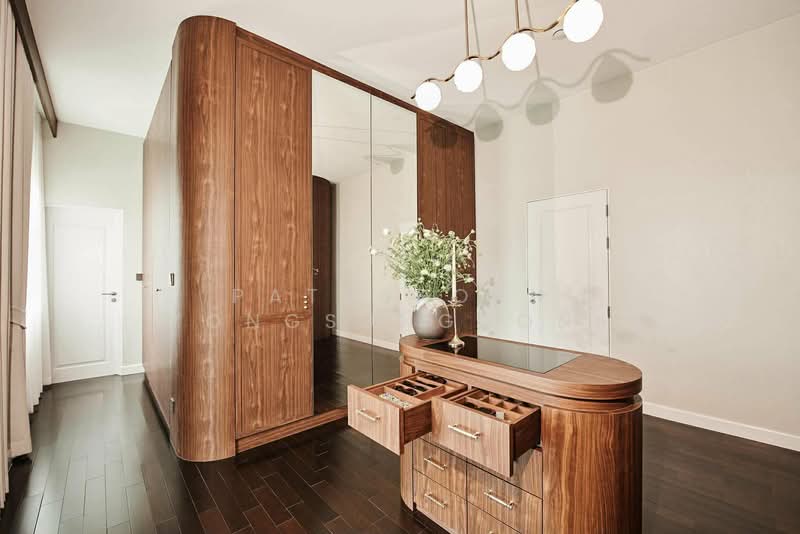 Grand Bangkok Boulevard Krungthepkritha, Bangkok, Srinakarin-Romklao Road, Khlong Sam Prawet, Lat Krabang, Bangkok, 3 Bedrooms, 447 sqm, Single Detached House For Rent, by Pattaporn Yongsungnone, 500198721 - DDproperty.com