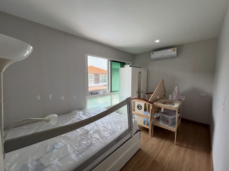 Golden Village Onnut-Pattanakan, Bangkok, Soi On Nut 65 Yak14, Prawet, Prawet, Bangkok, 4 Bedrooms, 145 sqm, Semi-Detached House (Twin House) For Sale, by ปรียาภรณ์ ภู่เจริญ, 500198726 - DDproperty.com