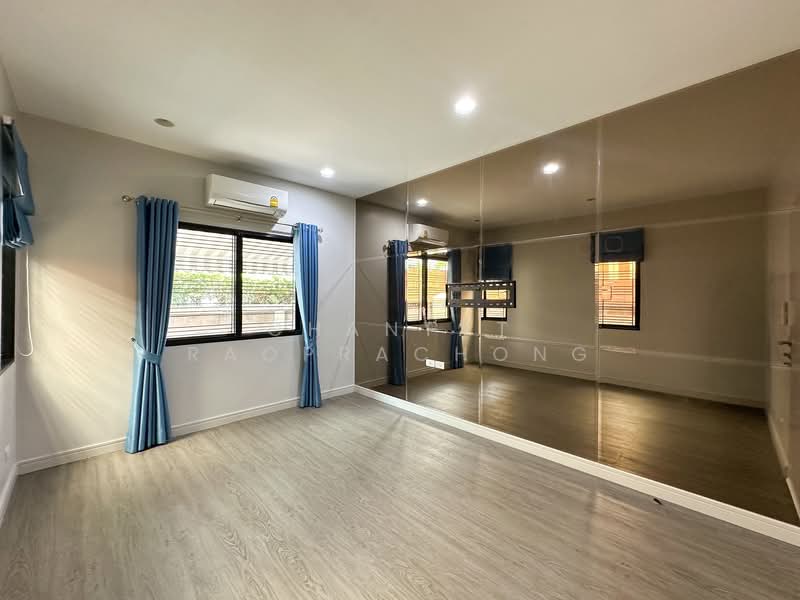 Setthasiri Charun-Pinklao, Bangkok, Lieb Tangrotfai Road, Bang Khun Non, Bangkok Noi, Bangkok, 4 Bedrooms, 202 sqm, Single Detached House For Sale, by Chantat Raoprachong, 500198749 - DDproperty.com