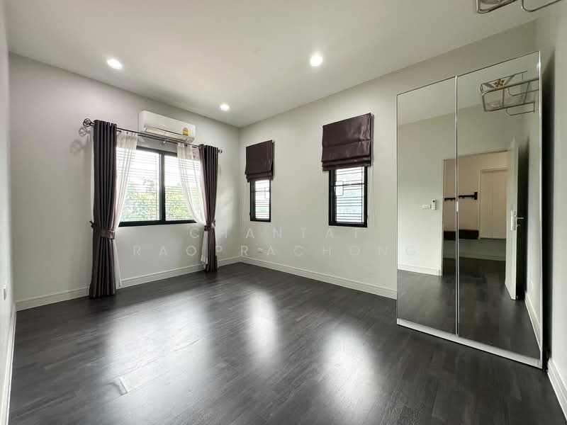 Setthasiri Charun-Pinklao : เศรษฐสิริ จรัญฯ-ปิ่นเกล้า, กรุงเทพ, ถนนเลียบทางรถไฟ, บางขุนนนท์, บางกอกน้อย, กรุงเทพ, 202 ตร.ม., บ้านเดี่ยว ขาย, โดย Chantat Raoprachong, 500198749 - DDproperty.com