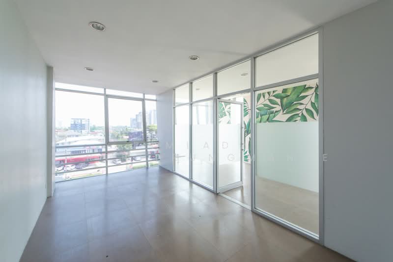 ตึกแถวติดถนนเลี่ยงเมืองปากเกร็ด, Nonthaburi, Bang Talat, Pak Kret, Nonthaburi, , 480 sqm, Shophouse For Sale, by Pimlada Lertritrungmanee, 500198758 - DDproperty.com