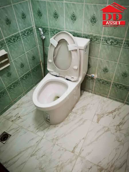 For Rent - ให้เช่า อาคารพาณิชย์ 3 ชั้นครึ่ง โพธิ์เสด็จ จ.นครศรีธรรมราช ติดถนน 6 เลน, Nakhon Si Thammarat