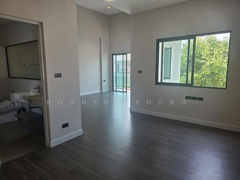 Bangkok Boulevard Rama 5 : บางกอก บูเลอวาร์ด พระราม 5, นนทบุรี, 34-38 ถนนอัจฉริยประสิทธิ์, มหาสวัสดิ์, บางกรวย, นนทบุรี, 245 ตร.ม., บ้านเดี่ยว ให้เช่า, โดย Boontha Phung, 500198768 - DDproperty.com