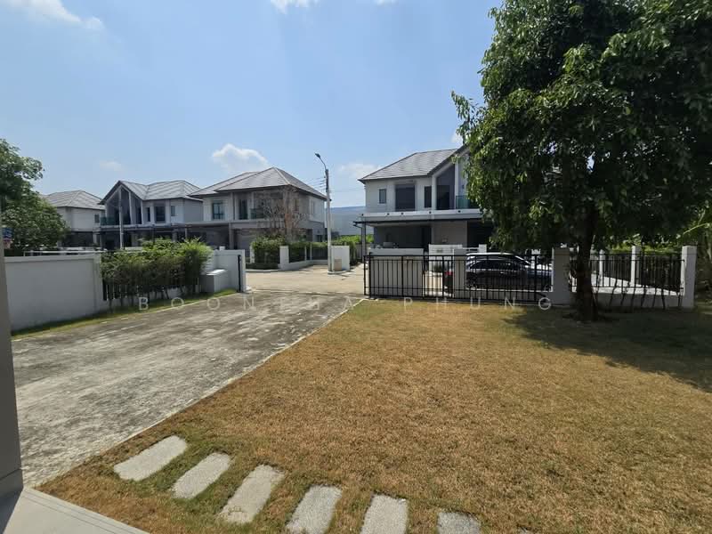 Bangkok Boulevard Rama 5, Nonthaburi, 34-38 Atchariya Prasith Road, Mahasawat, Bang Kruai, Nonthaburi, 5 Bedrooms, 245 sqm, Single Detached House For Rent, by Boontha Phung, 500198768 - DDproperty.com