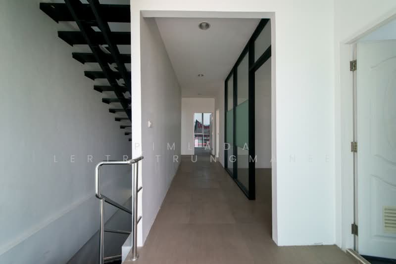 ตึกแถวติดถนนเลี่ยงเมืองปากเกร็ด, Nonthaburi, Bang Talat, Pak Kret, Nonthaburi, , 480 sqm, Shophouse For Rent, by Pimlada Lertritrungmanee, 500198777 - DDproperty.com