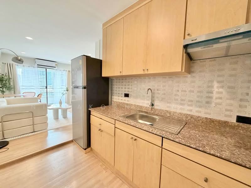 Thonglor Tower, Bangkok, Soi Thonglor, Sukhumvit 55 Road, Khlongtoei Nua, Watthana, Bangkok, 2 Bedrooms, 49 sqm, Condo For Rent, by Nichakorn Tawnao, 500198781 - DDproperty.com