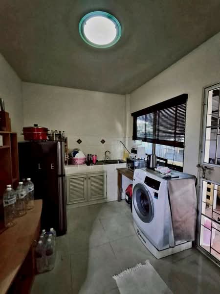 Baan Ruay Charoen, Chon Buri (Pattaya), Surasak, Si Racha, Chon Buri (Pattaya), 3 Bedrooms, 180 sqm, Semi-Detached House (Twin House) For Sale, by Pimlada Lertritrungmanee, 500198784 - DDproperty.com