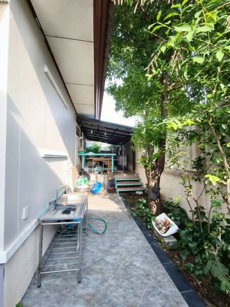 Baan Ruay Charoen, Chon Buri (Pattaya), Surasak, Si Racha, Chon Buri (Pattaya), 3 Bedrooms, 180 sqm, Semi-Detached House (Twin House) For Sale, by Pimlada Lertritrungmanee, 500198784 - DDproperty.com