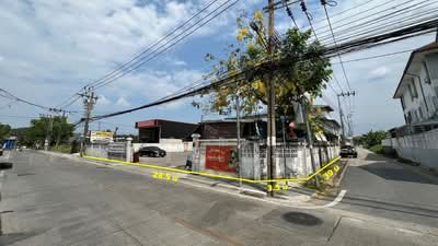 ขาย - ที่ดิน รามอินทรา 23 แยก 28 แปลงมุม 299 ตรว, กรุงเทพ