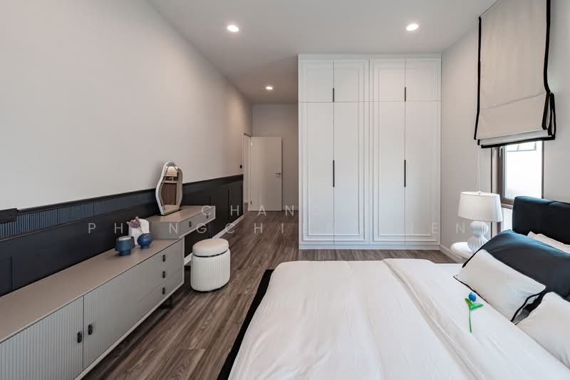 Burasiri Krungthep Kreetha, Bangkok, 95 Soi Pracha Ruam Chai, Hua Mak, Bang Kapi, Bangkok, 4 Bedrooms, 238 sqm, Single Detached House For Rent, by Chanon Phangchienghien, 500198794 - DDproperty.com