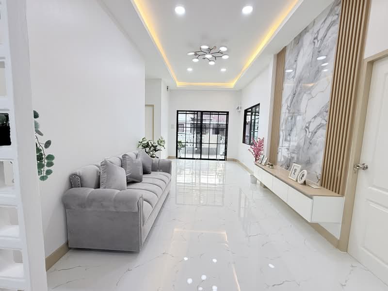 ม.นันทวัน 4 ซ.เลียบวารี53 แขวงโคกแฝด เขตหนองจอก, Bangkok, เลียบวารี53, Khok Faed, Nong Chok, Bangkok, 3 Bedrooms, 112 sqm, Semi-Detached House (Twin House) For Sale, by นภัสศรณ์ วงศ์สินไทยกร (นันท์), 500198799 - DDproperty.com