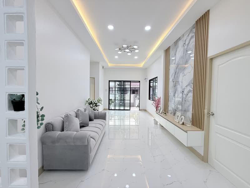 ม.นันทวัน 4 ซ.เลียบวารี53 แขวงโคกแฝด เขตหนองจอก, Bangkok, เลียบวารี53, Khok Faed, Nong Chok, Bangkok, 3 Bedrooms, 112 sqm, Semi-Detached House (Twin House) For Sale, by นภัสศรณ์ วงศ์สินไทยกร (นันท์), 500198799 - DDproperty.com