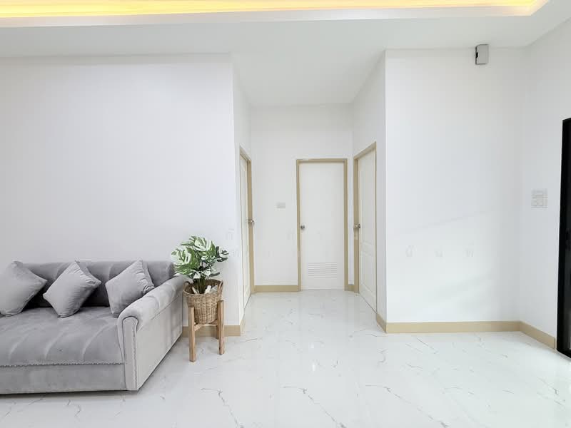 ม.นันทวัน 4 ซ.เลียบวารี53 แขวงโคกแฝด เขตหนองจอก, Bangkok, เลียบวารี53, Khok Faed, Nong Chok, Bangkok, 3 Bedrooms, 112 sqm, Semi-Detached House (Twin House) For Sale, by นภัสศรณ์ วงศ์สินไทยกร (นันท์), 500198799 - DDproperty.com