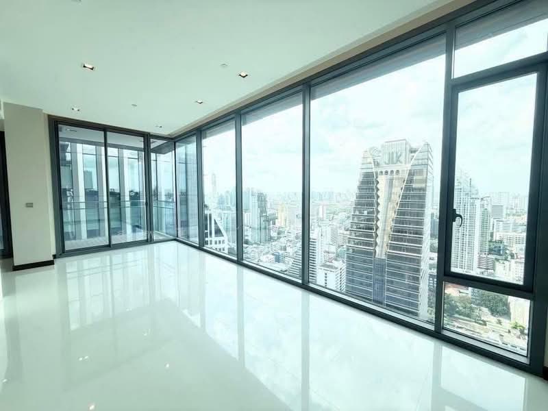Q1 Sukhumvit, Bangkok, 1 Sukhumvit Road, Khlong Toei, Khlong Toei, Bangkok, 3 Bedrooms, 159 sqm, Condo For Sale, by Supajee Wattanarom, 500198805 - DDproperty.com