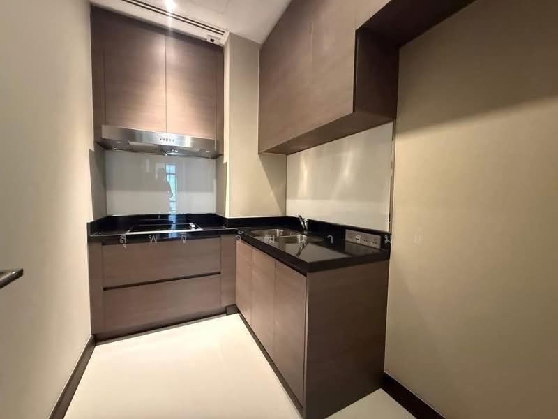 Q1 Sukhumvit, Bangkok, 1 Sukhumvit Road, Khlong Toei, Khlong Toei, Bangkok, 3 Bedrooms, 159 sqm, Condo For Sale, by Supajee Wattanarom, 500198805 - DDproperty.com