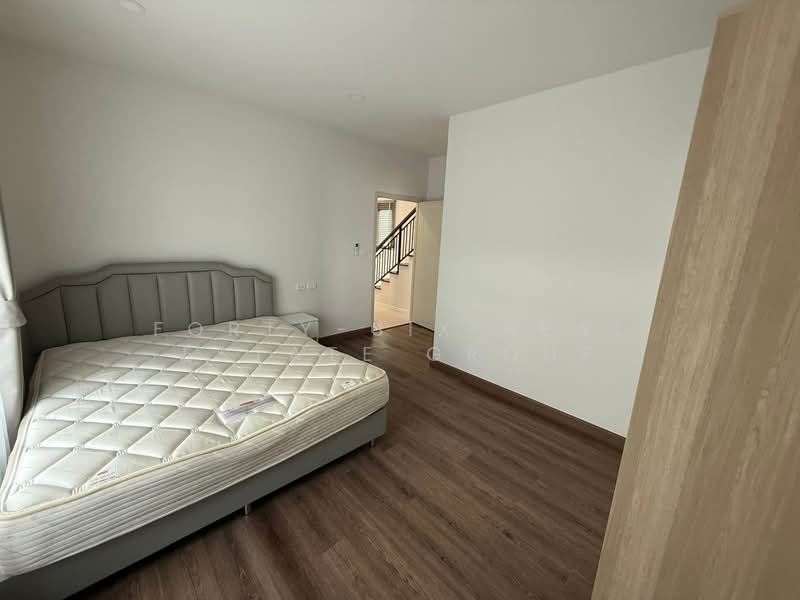 Britania Bangna-Srivaree : บริทาเนีย บางนา-ศรีวารี, สมุทรปราการ, หมู่ที่ 6, ศีรษะจรเข้ใหญ่, บางเสาธง, สมุทรปราการ, 255 ตร.ม., บ้านเดี่ยว ให้เช่า, โดย Forty-Six Real Estate Group, 500198818 - DDproperty.com