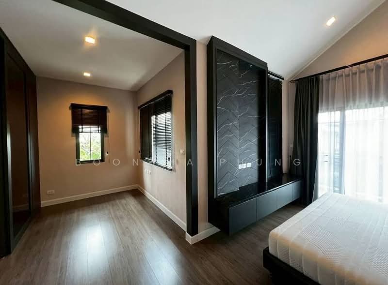 Bangkok Boulevard Sathorn-Pinklao 2 : บางกอก บูเลอวาร์ด สาทร-ปิ่นเกล้า 2, นนทบุรี, ถนน บางกรวย-จงถนอม, มหาสวัสดิ์, บางกรวย, นนทบุรี, 248 ตร.ม., บ้านเดี่ยว ขาย, โดย Boontha Phung, 500198825 - DDproperty.com