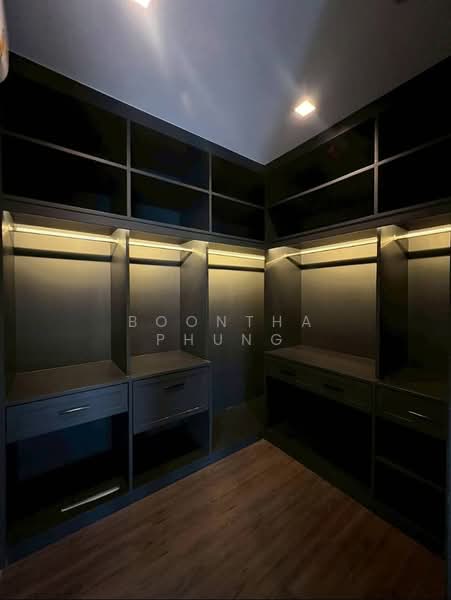 Bangkok Boulevard Sathorn-Pinklao 2, Nonthaburi, Bang Kruai-Chong Thanom Road, Mahasawat, Bang Kruai, Nonthaburi, 4 Bedrooms, 248 sqm, Single Detached House For Sale, by Boontha Phung, 500198825 - DDproperty.com