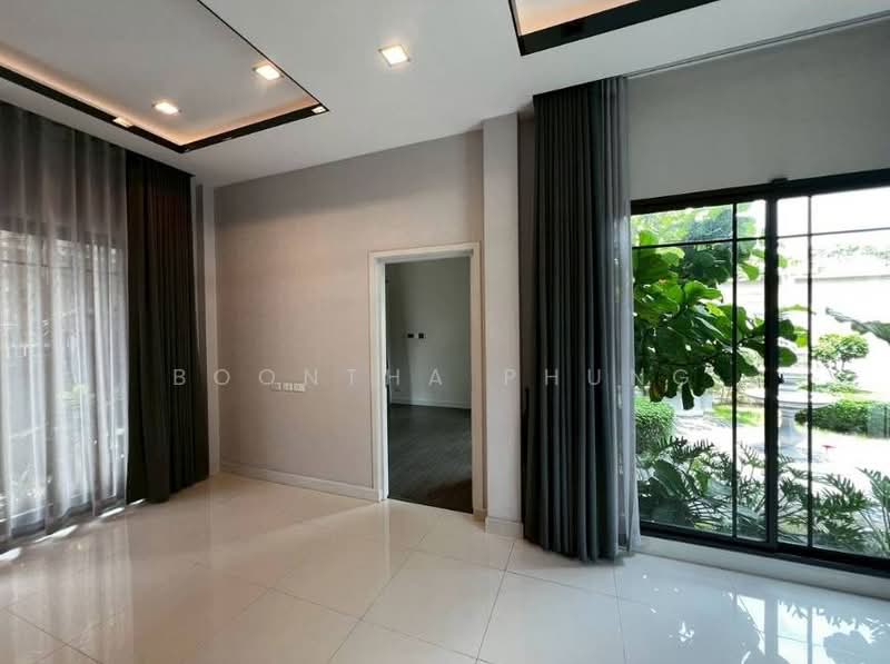 Bangkok Boulevard Sathorn-Pinklao 2, Nonthaburi, Bang Kruai-Chong Thanom Road, Mahasawat, Bang Kruai, Nonthaburi, 4 Bedrooms, 248 sqm, Single Detached House For Sale, by Boontha Phung, 500198825 - DDproperty.com