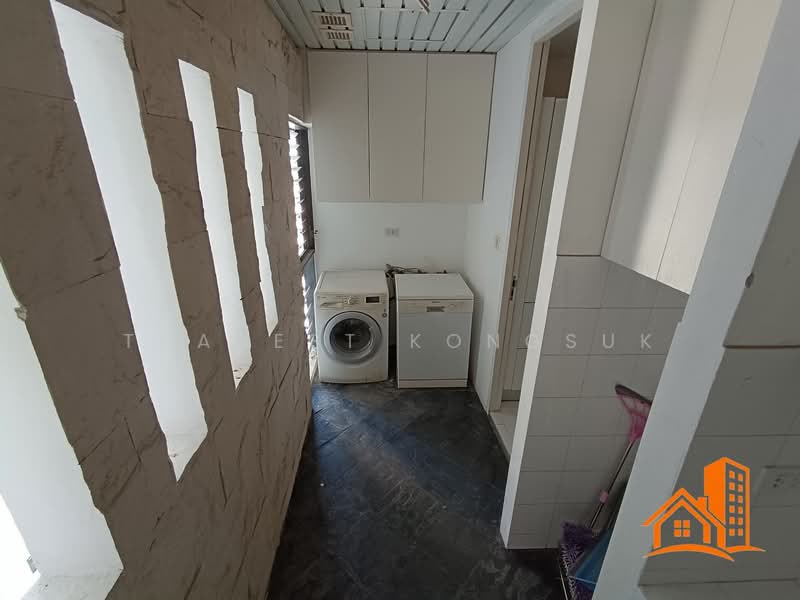 Sathorn Gardens, Bangkok, 39 South Sathorn Road, Thung Maha Mek, Sathon, Bangkok, 3 Bedrooms, 230 sqm, Condo For Sale, by Thanest Kongsuk, 500198832 - DDproperty.com