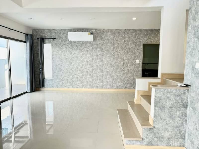 ให้เช่าบ้านเดี่ยว โครงการใหม่ ม.ริมเขา บางพระ ศรีราชา, ชลบุรี, บางพระ, ศรีราชา, ชลบุรี, 120 ตร.ม., บ้านเดี่ยว ให้เช่า, โดย ดุสิต แสงฟ้า, 500198839 - DDproperty.com