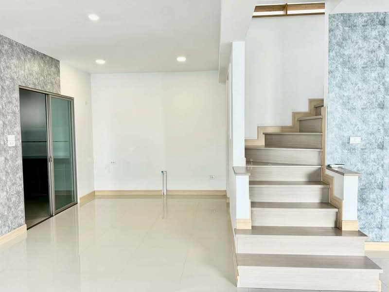 ให้เช่าบ้านเดี่ยว โครงการใหม่ ม.ริมเขา บางพระ ศรีราชา, Chon Buri (Pattaya), Bang Phra, Si Racha, Chon Buri (Pattaya), 3 Bedrooms, 120 sqm, Single Detached House For Rent, by Dusit Saengfa, 500198839 - DDproperty.com