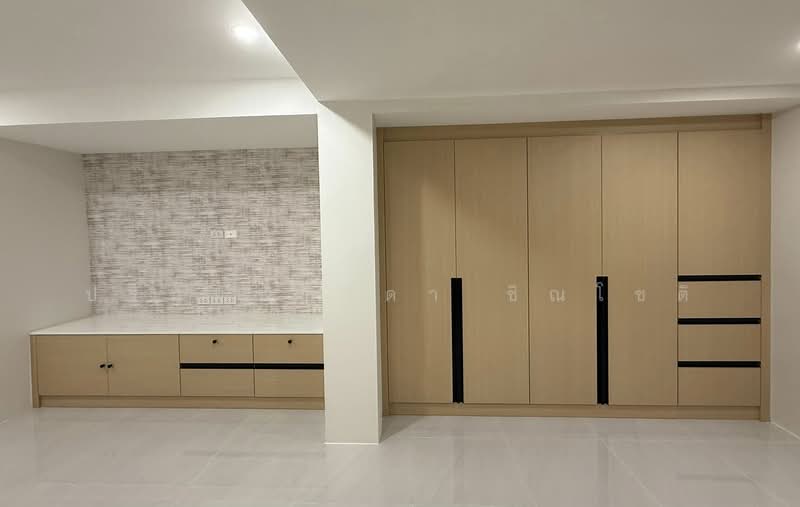 บ้านเดี่ยวรีโนเวทใหม่ให้เช่า ย่านหัวหมาก, กรุงเทพ, หัวหมาก 7, หัวหมาก, บางกะปิ, กรุงเทพ, 200 ตร.ม., บ้านเดี่ยว ให้เช่า, โดย ปรินทร์ญาดา ชิณโชติ, 500198867 - DDproperty.com