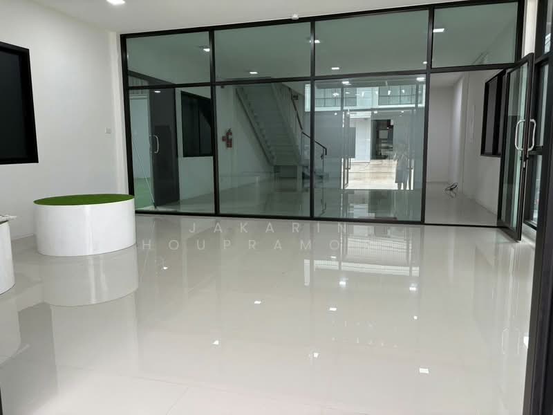 ให้เช่าโกดัง เทพารักษ์ บางบ่อ สมุทรปราการ ขนาด 504 ตรม, สมุทรปราการ, บางพลีน้อย, บางบ่อ, สมุทรปราการ, 504 ตร.ม., โกดัง-โรงงาน ให้เช่า, โดย Jakarin Houpramong, 500198876 - DDproperty.com