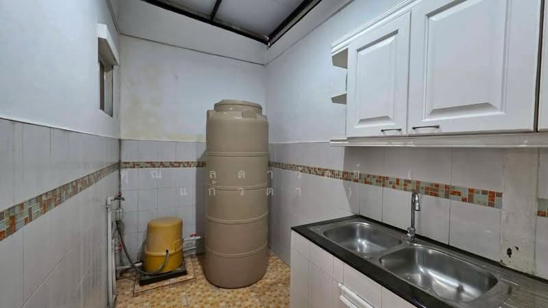 The Trust Town Wongwaen – Lam Luk Ka, Pathum Thani, Soi Bueng Kham Proi, Bung Kham Proi, Lam Luk Ka, Pathum Thani, 3 Bedrooms, 120 sqm, Townhouse For Sale, by คุณ ลดาวัลย์ ( แก้วตา ), 500198888 - DDproperty.com