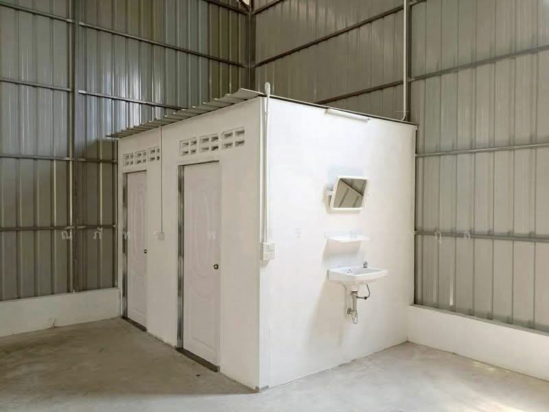 ให้เช่าโกดังสร้างใหม่ 504 ตรม. พร้อมห้องน้ำละพื้นที่จอดรถ บางเขน กรุงเทพฯ (TW8-08626), Bangkok, ถนนพหลโยธิน และ ถนนรามอินทรา, Anusaowari, Bang Khen, Bangkok, , 504 sqm, Warehouse/Factory For Rent, by ณภัทร พรสิริเมธากุล, 500198902 - DDproperty.com