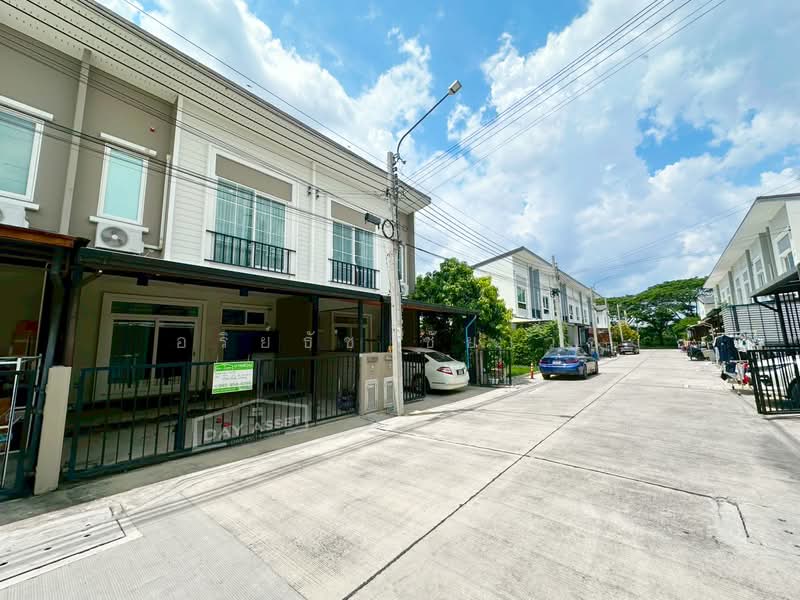 Casa Waterside Rama 5 : คาซ่า วอเตอร์ไซต์ พระราม 5, นนทบุรี, หมู่ที่ 5 ถนน นครอินทร์, บางขนุน, บางกรวย, นนทบุรี, 108 ตร.ม., ทาวน์เฮ้าส์ ขาย, โดย อริย์ธัช ชัยเวช, 500198907 - DDproperty.com