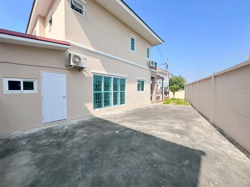 Kunasiri2 Lat Pladuk, Nonthaburi, Bang Khu Rat, Bang Bua Thong, Nonthaburi, 3 Bedrooms, 210 sqm, Semi-Detached House (Twin House) For Sale, by อริย์ธัช ชัยเวช, 500198922 - DDproperty.com