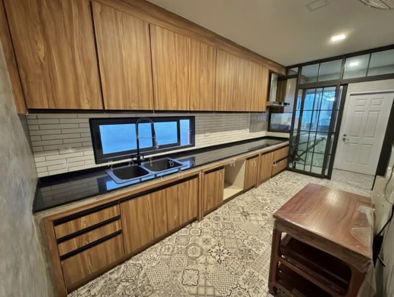 Venue Flow Chaengwattana, Nonthaburi, Khlong Khoi Pak Kret, Khlong Khoi, Pak Kret, Nonthaburi, 5 Bedrooms, 280 sqm, Single Detached House For Sale, by คุณศุภโชค ฟักแก้ว (บิ๊ก), 500198928 - DDproperty.com