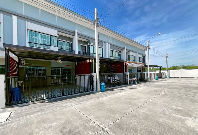 The Ritmo Chaiyapruek-Wongwaen, Nonthaburi, Bang Kruai-Sai Noi Road, Sai Noi, Sai Noi, Sai Noi, Nonthaburi, 3 Bedrooms, 74 sqm, Townhouse For Sale, by อริย์ธัช ชัยเวช, 500198930 - DDproperty.com