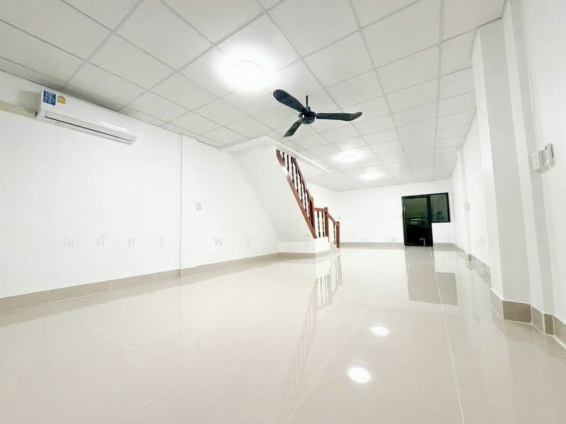 นิรันดร์ ทาวน์โฮม (Niran Townhome), กรุงเทพ, สวนหลวง, สวนหลวง, กรุงเทพ, 90 ตร.ม., ทาวน์เฮ้าส์ ให้เช่า, โดย ณภัทร พรสิริเมธากุล, 500198937 - DDproperty.com