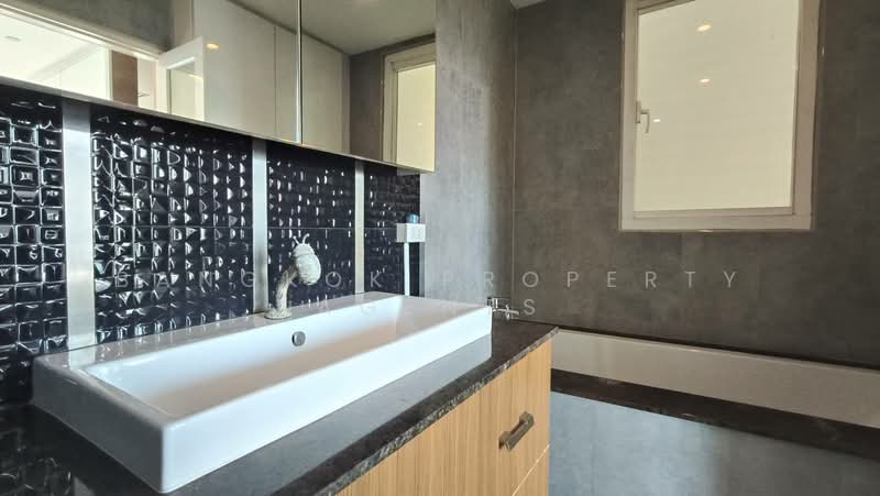 Wind Sukhumvit 23, Bangkok, 136 Soi Sukhumvit 23, Sukhumvit Road, Khlongtoei Nua, Watthana, Bangkok, 3 Bedrooms, 342 sqm, Condo For Rent, by BANGKOK PROPERTY AGENTS, 500198943 - DDproperty.com