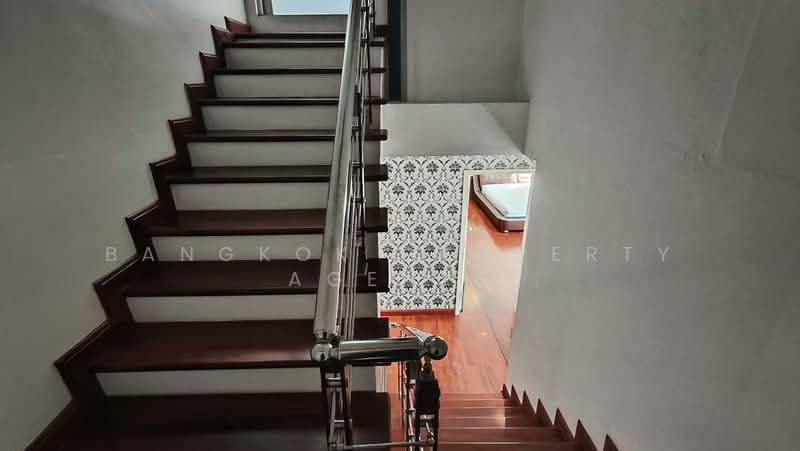 Wind Sukhumvit 23, Bangkok, 136 Soi Sukhumvit 23, Sukhumvit Road, Khlongtoei Nua, Watthana, Bangkok, 3 Bedrooms, 342 sqm, Condo For Rent, by BANGKOK PROPERTY AGENTS, 500198943 - DDproperty.com