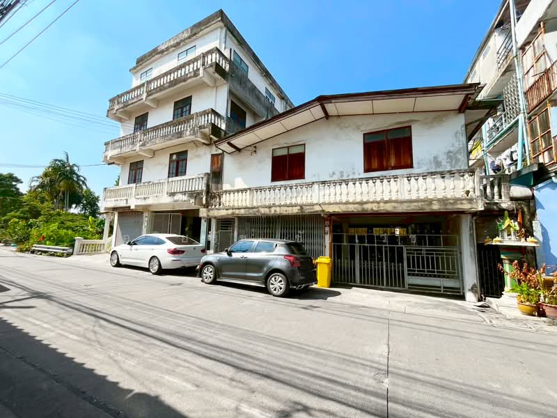 อพาร์ทเม้นท์ 3 ชั้น สร้างเอง รัตนาธิเบศร์ ซอยนนทบุรี 6 แยก 6, Nonthaburi, Talat Kwan, Muang Nonthaburi, Nonthaburi, 10+ Bedrooms, 540 sqm, Single Detached House For Sale, by อริย์ธัช ชัยเวช, 500198948 - DDproperty.com