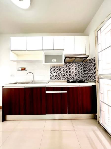 ขายบ้านแฝดสไตล์บ้านเดี่ยว ม.แมกโนลีย์ สวนเสือ ศรีราชา, ชลบุรี, สุรศักดิ์, ศรีราชา, ชลบุรี, 120 ตร.ม., บ้านแฝด ขาย, โดย ดุสิต แสงฟ้า, 500198949 - DDproperty.com