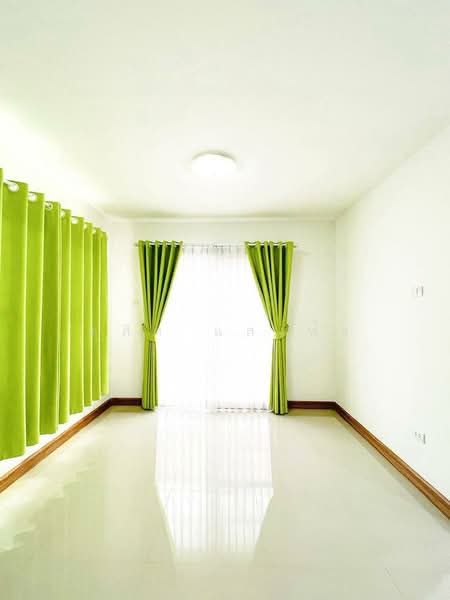 ขายบ้านแฝดสไตล์บ้านเดี่ยว ม.แมกโนลีย์ สวนเสือ ศรีราชา, ชลบุรี, สุรศักดิ์, ศรีราชา, ชลบุรี, 120 ตร.ม., บ้านแฝด ขาย, โดย ดุสิต แสงฟ้า, 500198949 - DDproperty.com