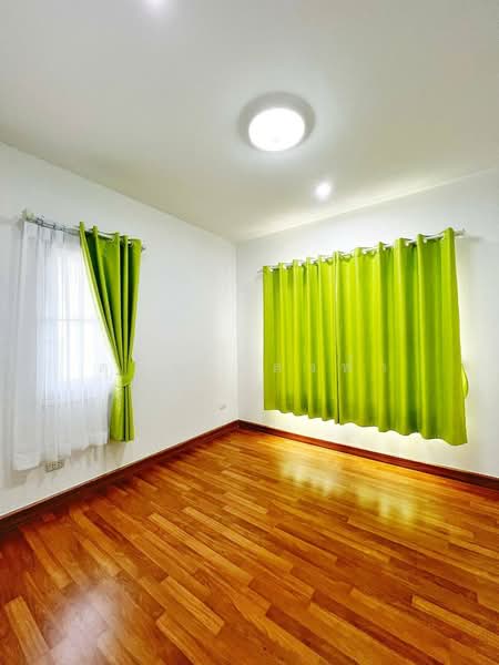 ขายบ้านแฝดสไตล์บ้านเดี่ยว ม.แมกโนลีย์ สวนเสือ ศรีราชา, ชลบุรี, สุรศักดิ์, ศรีราชา, ชลบุรี, 120 ตร.ม., บ้านแฝด ขาย, โดย ดุสิต แสงฟ้า, 500198949 - DDproperty.com