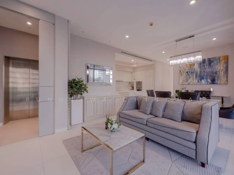 Vittorio 39, Bangkok, 8 Sukhumvit, Khlong Tan Nua, Watthana, Bangkok, 2 Bedrooms, 127 sqm, Condo For Rent, by Rungtiwa Chinchai, 500198950 - DDproperty.com