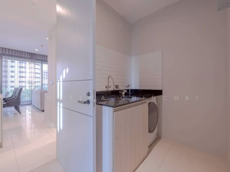 Vittorio 39, Bangkok, 8 Sukhumvit, Khlong Tan Nua, Watthana, Bangkok, 2 Bedrooms, 127 sqm, Condo For Rent, by Rungtiwa Chinchai, 500198950 - DDproperty.com