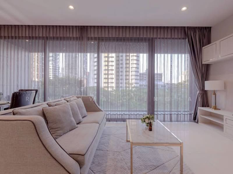 Vittorio 39, Bangkok, 8 Sukhumvit, Khlong Tan Nua, Watthana, Bangkok, 2 Bedrooms, 127 sqm, Condo For Rent, by Rungtiwa Chinchai, 500198950 - DDproperty.com